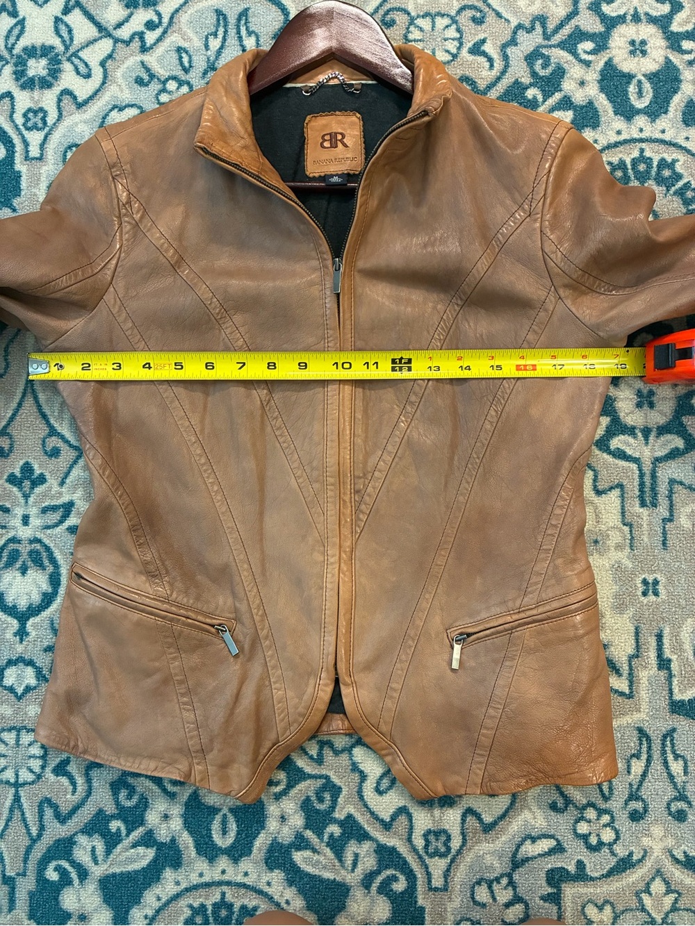 Banana Republic Tan/Brown Women Leather Zip-Front Jacket. Size Small/Medium. - Picture 16 of 16